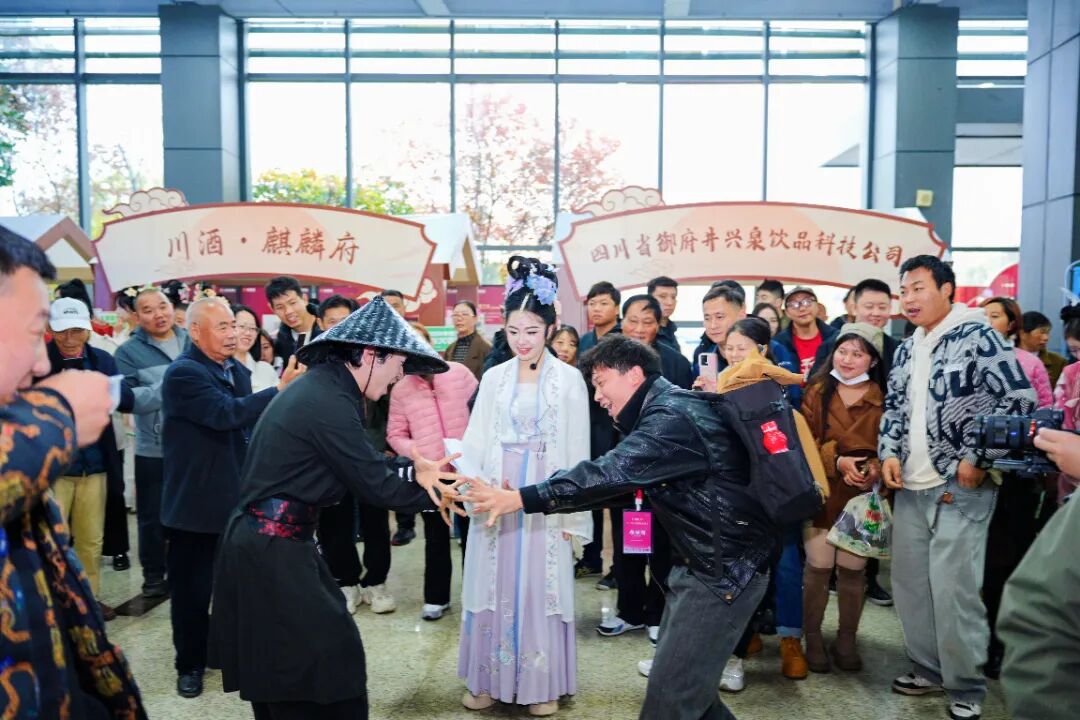 泸州市老酒协会 泸州市老酒协会