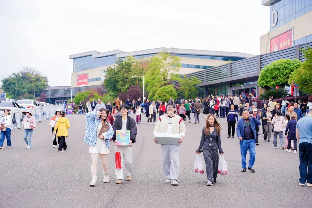 泸州市老酒协会 泸州市老酒协会